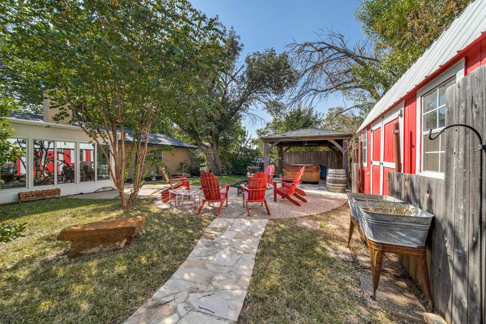 Charming Pet Friendly 4 Bdrm Home Mins To Main St And Wineries Fredericksburg Buitenkant foto