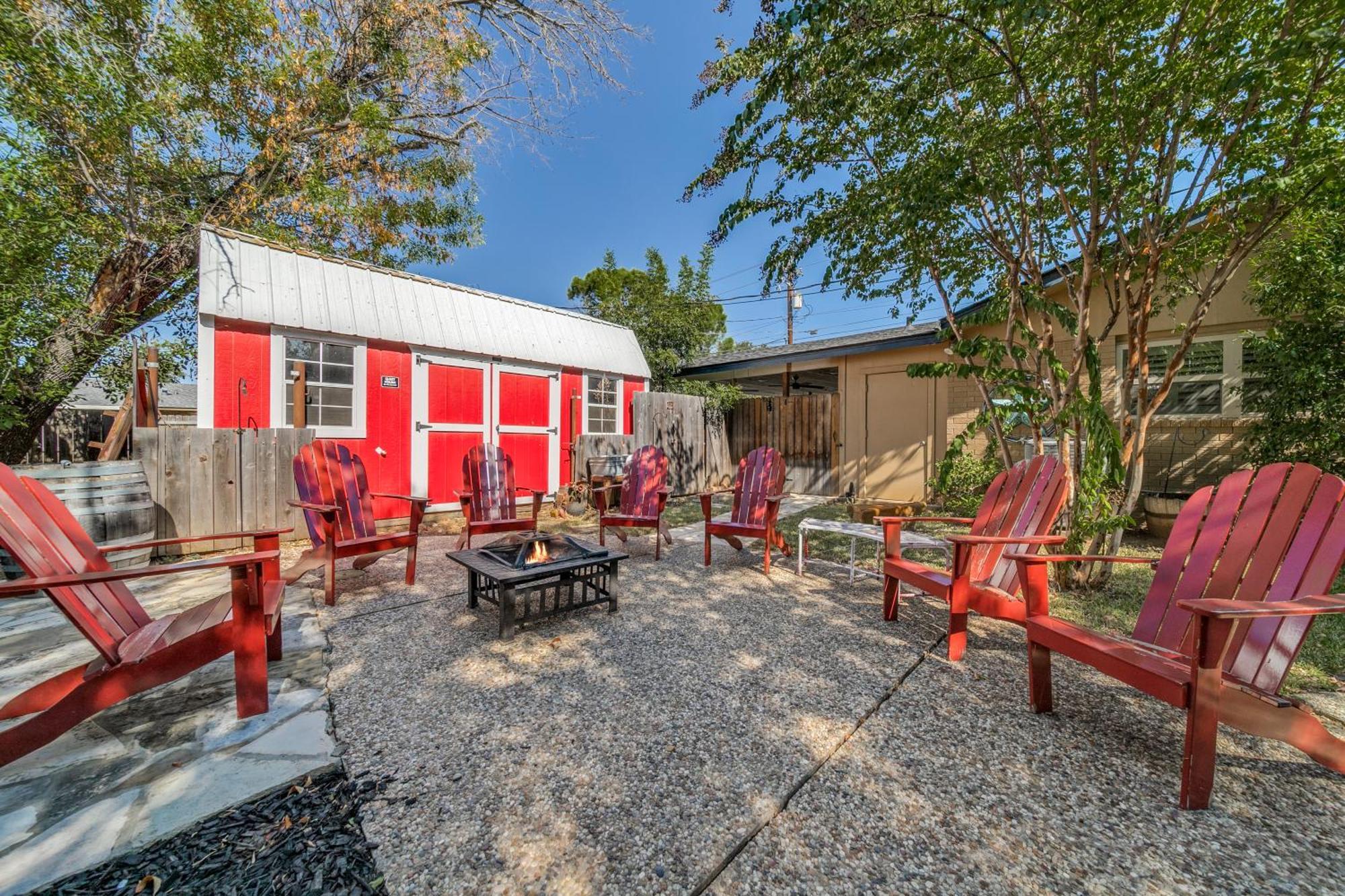 Charming Pet Friendly 4 Bdrm Home Mins To Main St And Wineries Fredericksburg Buitenkant foto